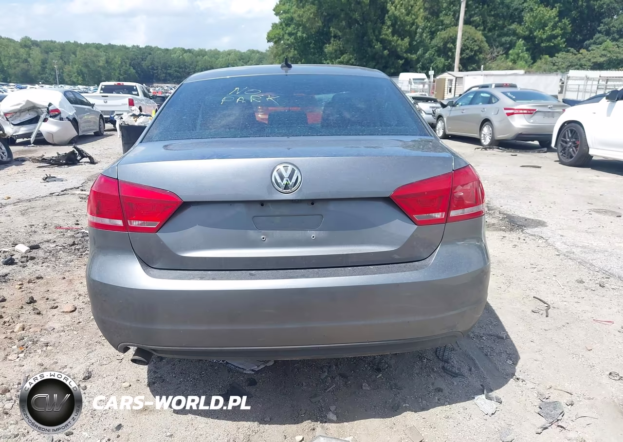2015 Volkswagen Passat 1.8T Limited Edition VIN:1VWAT7A31FC089188 - 16