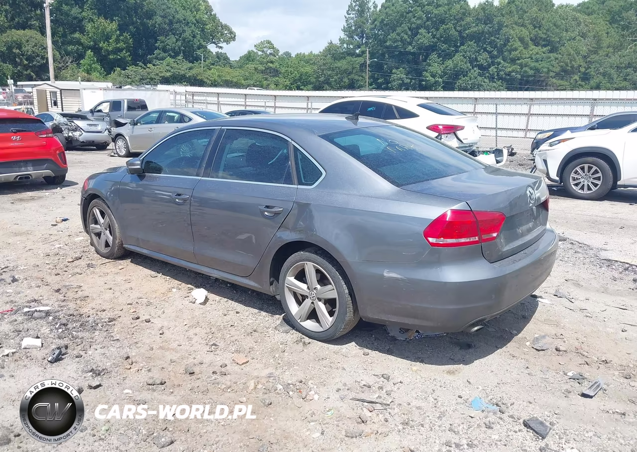 2015 Volkswagen Passat 1.8T Limited Edition VIN:1VWAT7A31FC089188 - 3