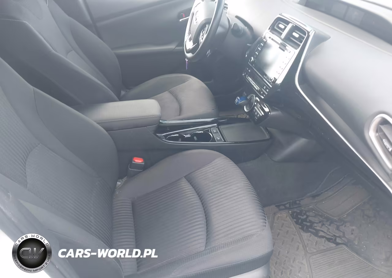 2021 Toyota Prius Prime Le VIN:JTDKAMFPXM3183154 - 5