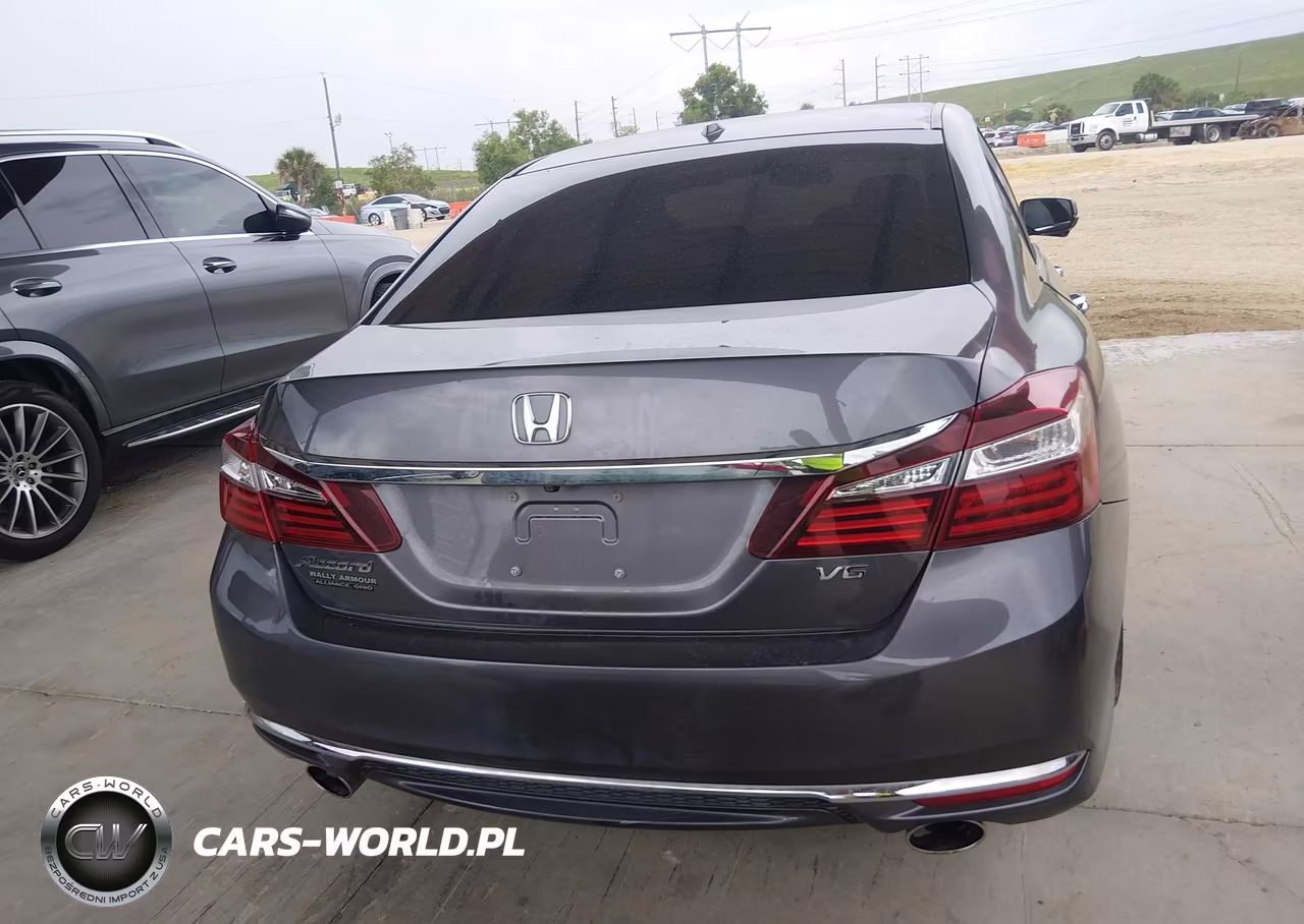 2017 Honda Accord Ex-L V6 VIN:1HGCR3F82HA014989 - 16