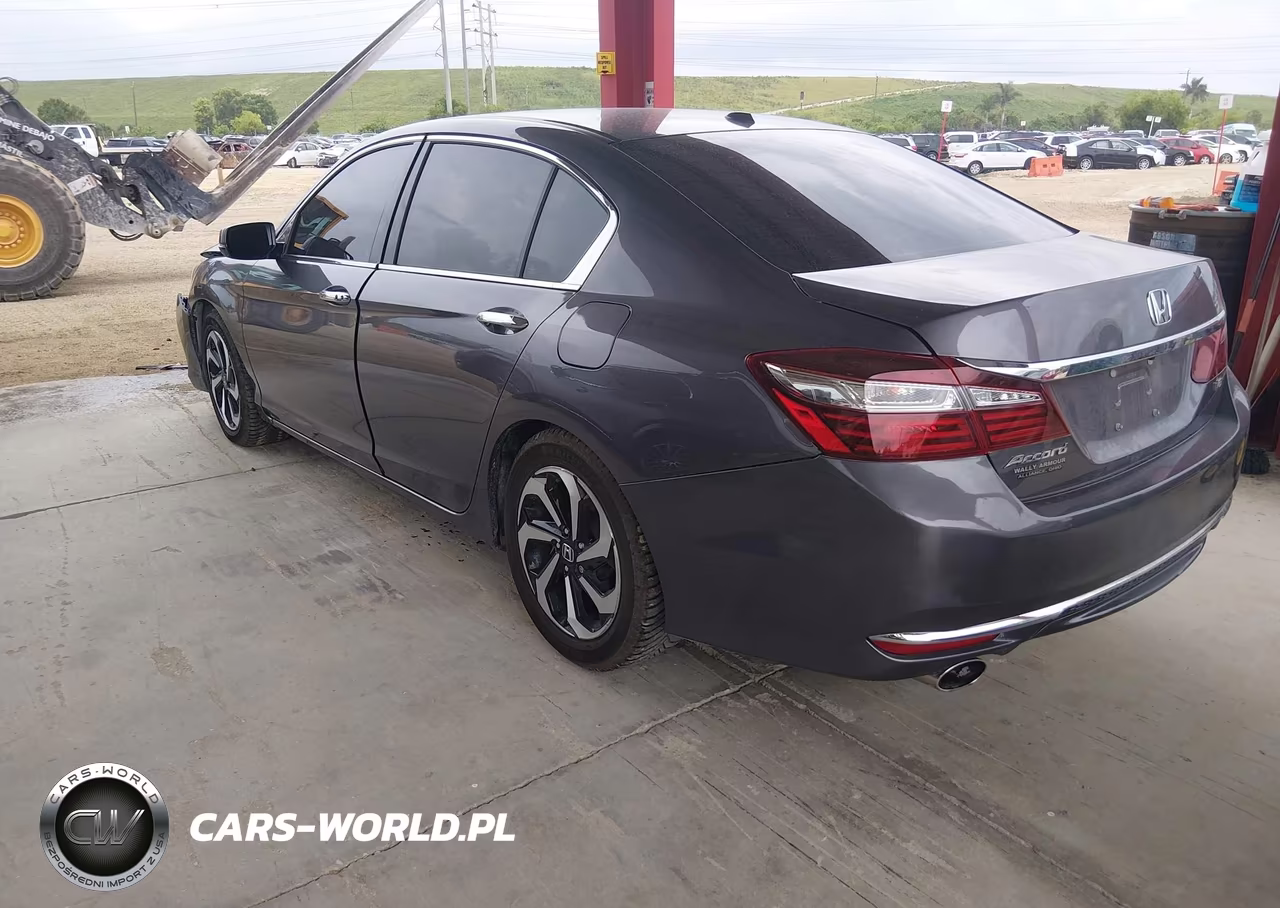 2017 Honda Accord Ex-L V6 VIN:1HGCR3F82HA014989 - 3