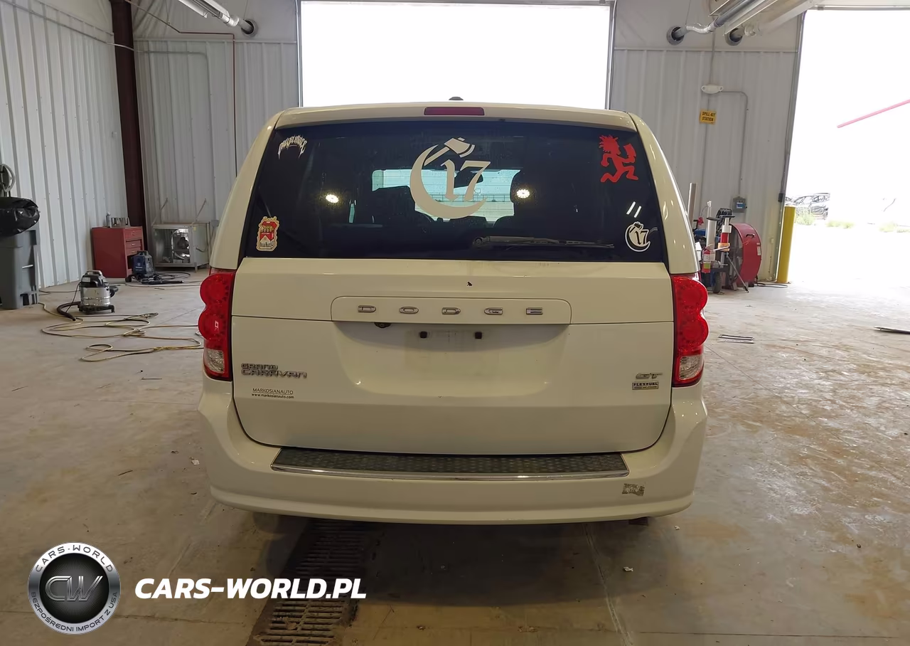 2019 Dodge Grand Caravan Gt VIN:2C4RDGEG4KR536856 - 17