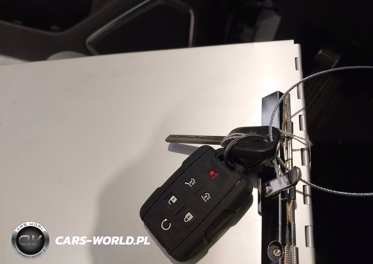 2017 Chevrolet Suburban Lt VIN:1GNSKHKC5HR186464 - 11