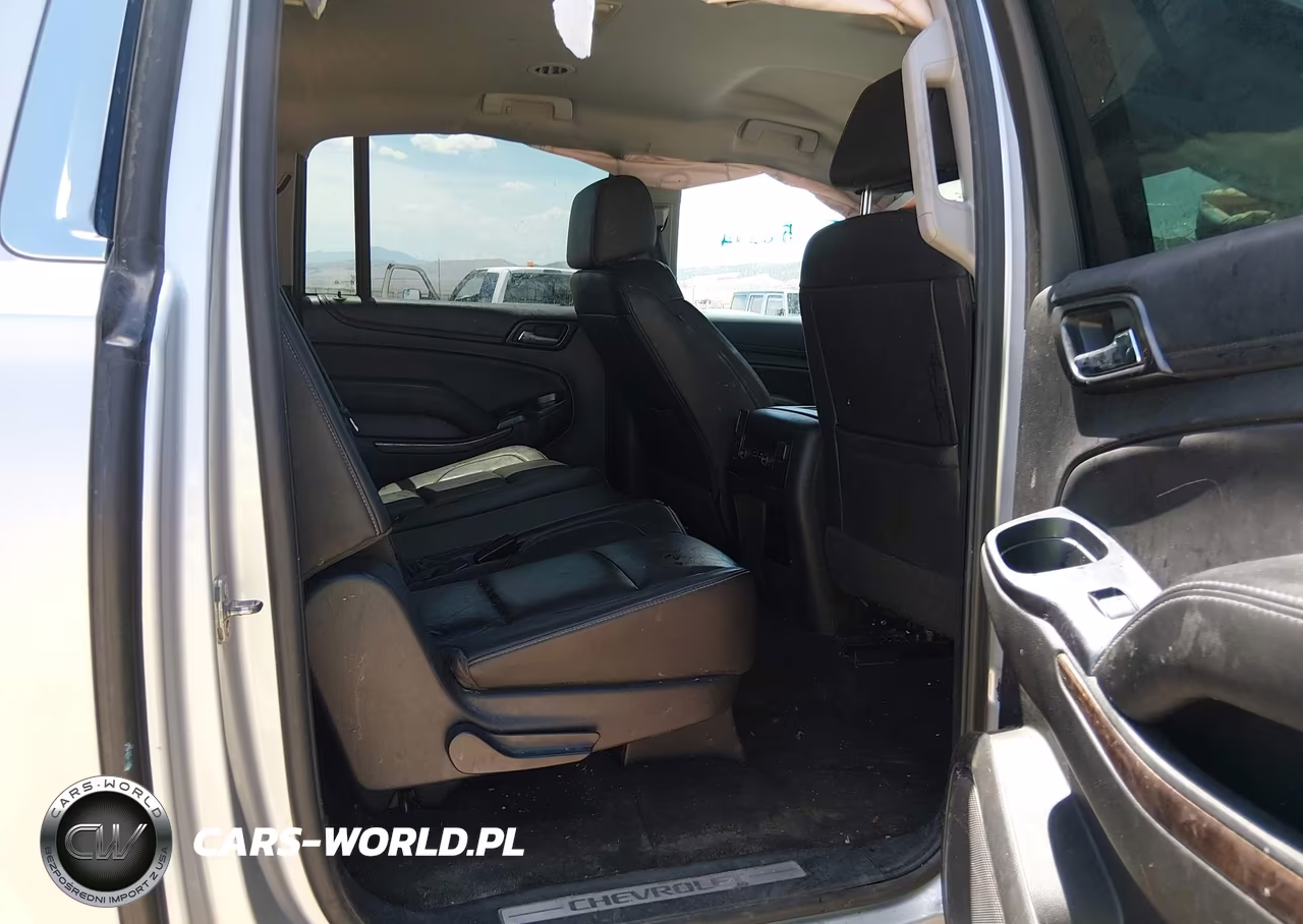 2017 Chevrolet Suburban Lt VIN:1GNSKHKC5HR186464 - 8