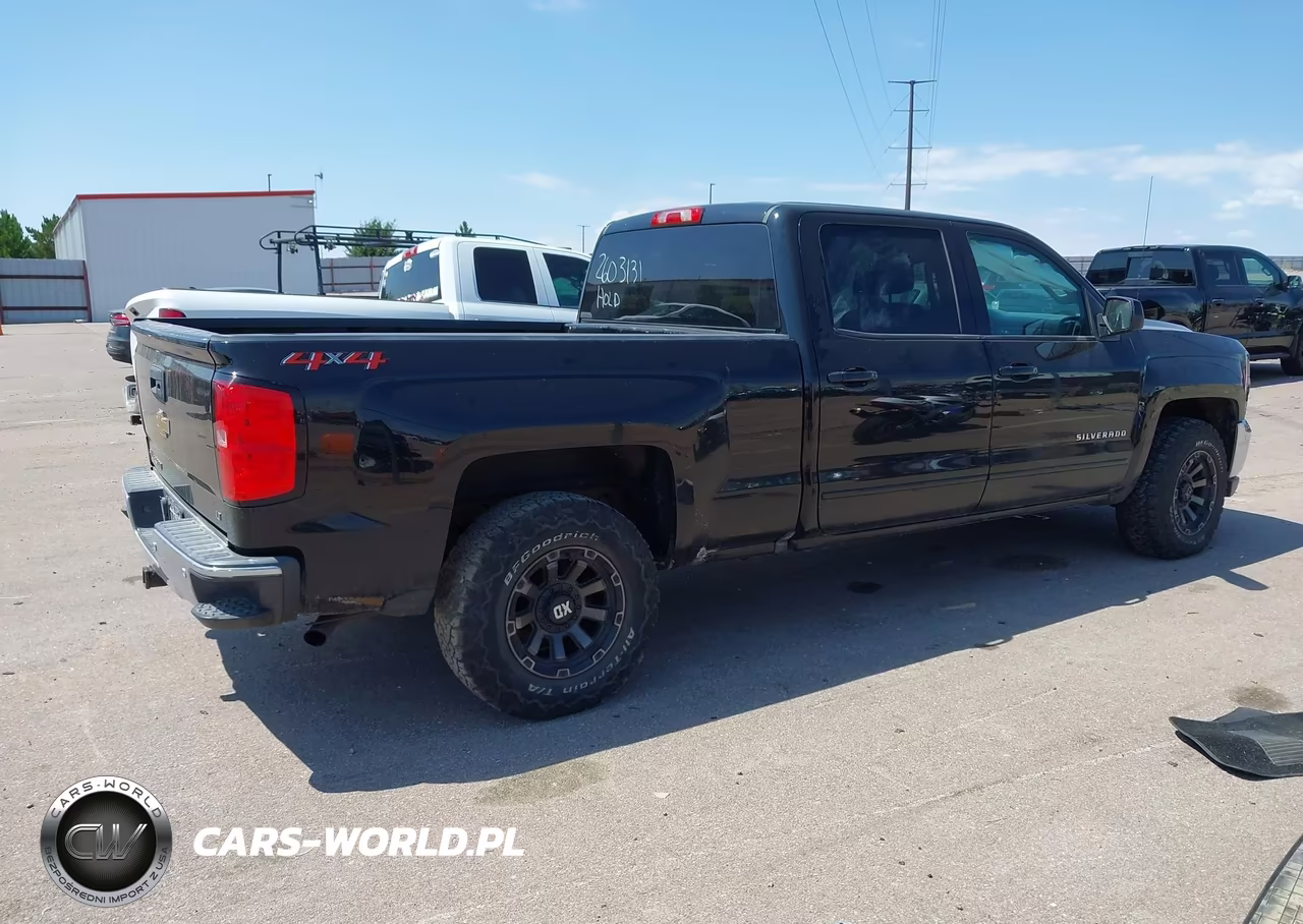 2018 Chevrolet Silverado 1500 1Lt VIN:3GCUKREC2JG444366 - 4