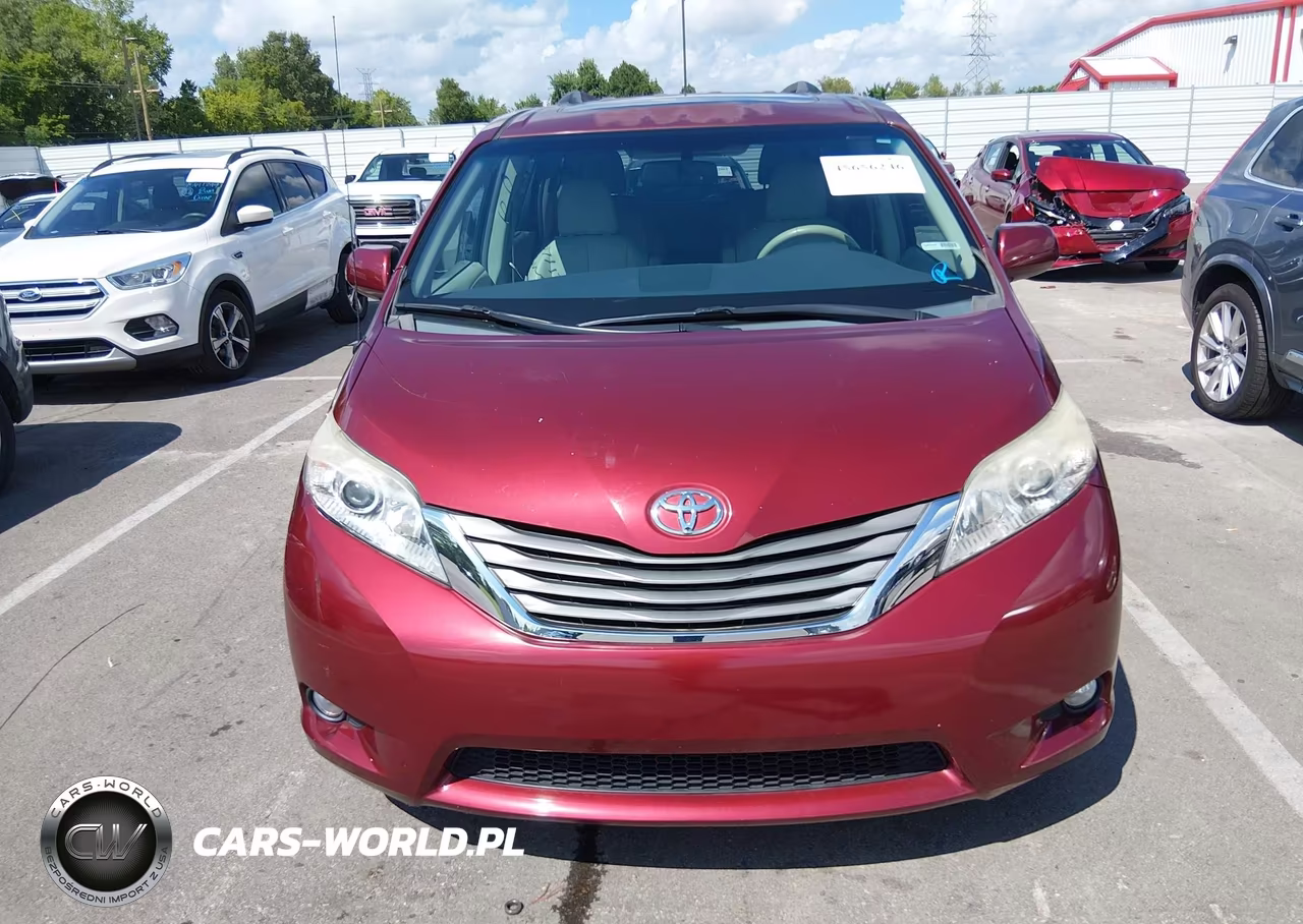 2012 Toyota Sienna Xle V6 8 Passenger VIN:5TDYK3DC2CS253034 - 12