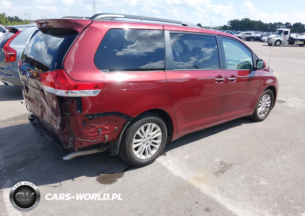 2012 Toyota Sienna Xle V6 8 Passenger VIN:5TDYK3DC2CS253034 - 4