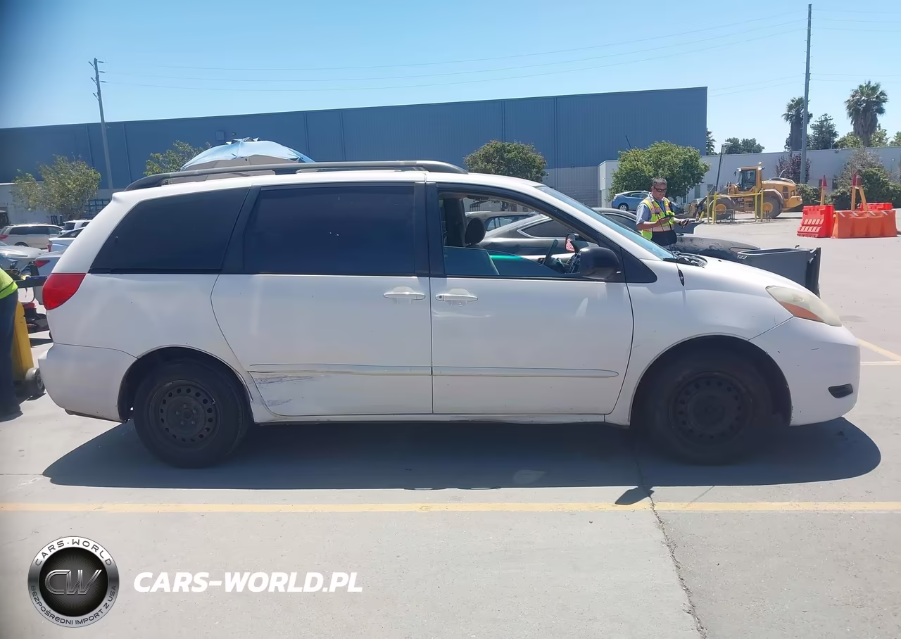 2008 Toyota Sienna Ce VIN:5TDZK23CX8S212979 - 13