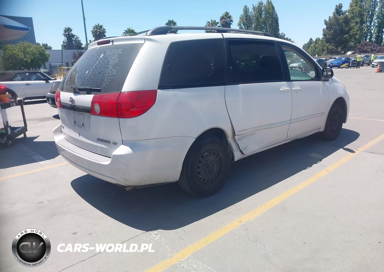 2008 Toyota Sienna Ce VIN:5TDZK23CX8S212979 - 4