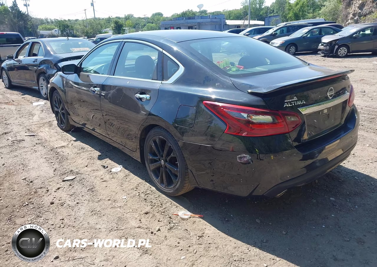 2017 Nissan Altima 2.5 Sr VIN:1N4AL3AP7HC263031 - 3