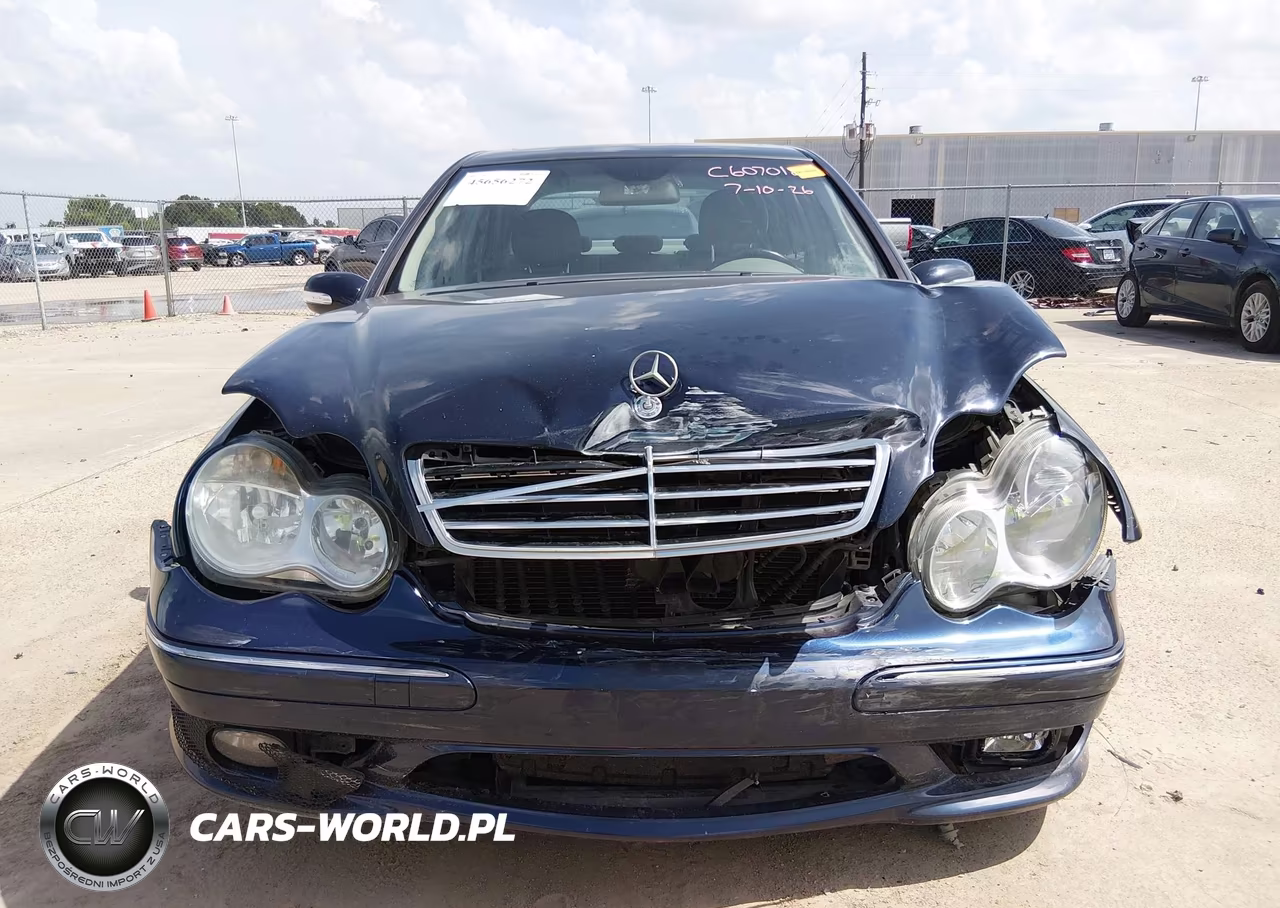 2007 Mercedes-Benz C 230 Sport VIN:WDBRF52H37A935747 - 12