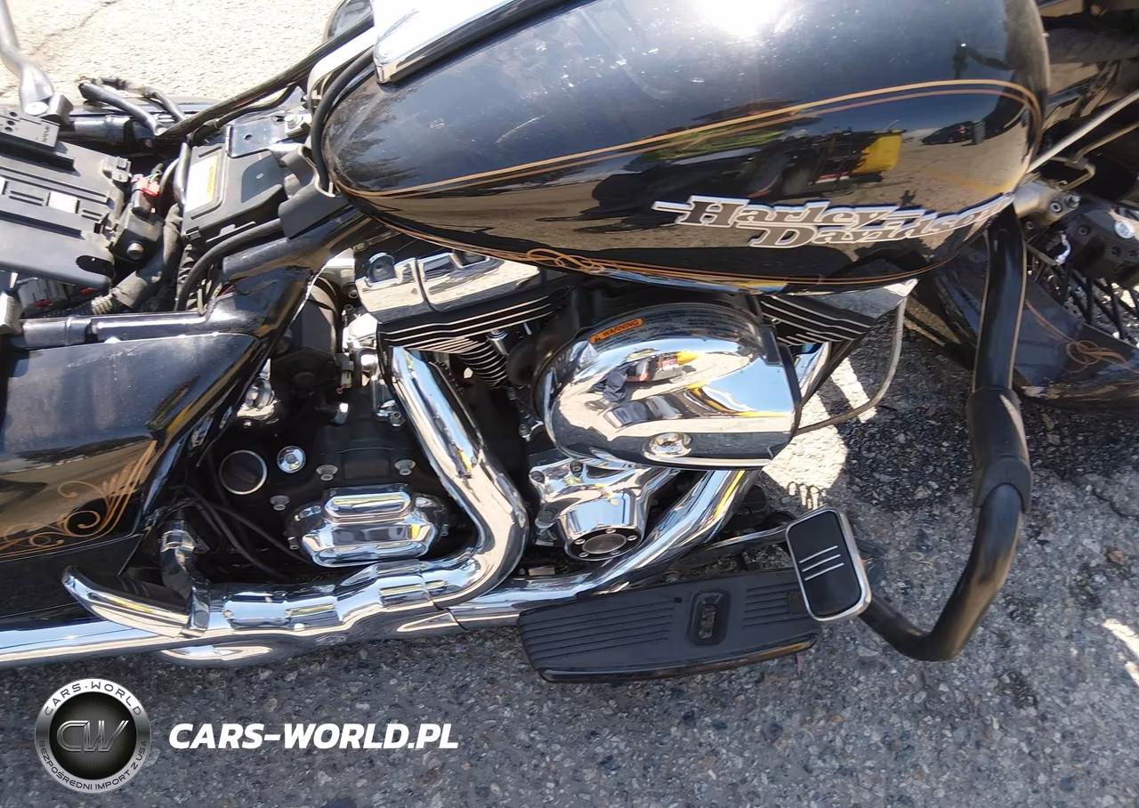2014 Harley-Davidson Flhx Street Glide VIN:1HD1KBM39EB691263 - 8