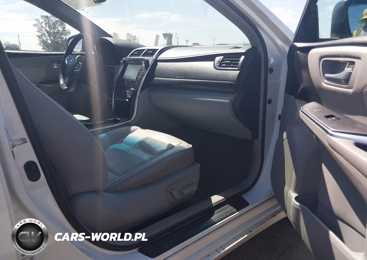 2017 Toyota Camry Xle VIN:4T1BF1FK9HU322948 - 5