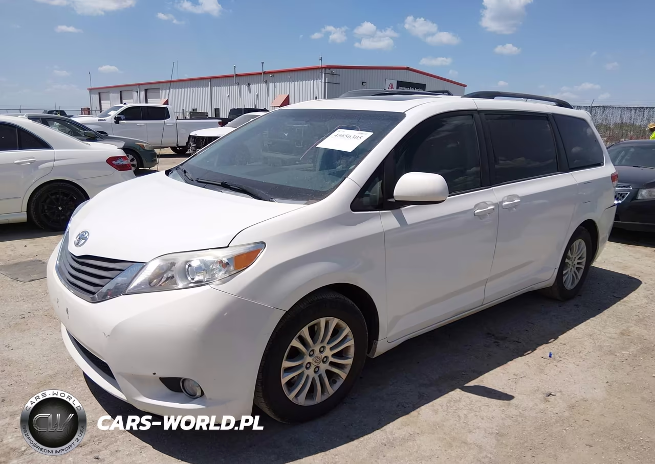 2013 Toyota Sienna Xle V6 8 Passenger VIN:5TDYK3DC8DS325341 - 2
