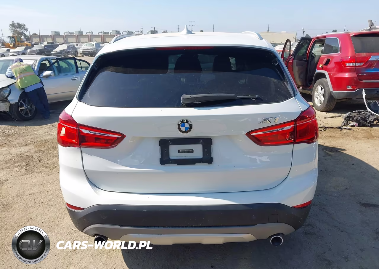 2016 BMW X1 xDrive28I VIN:WBXHT3C3XGP886463 - 17