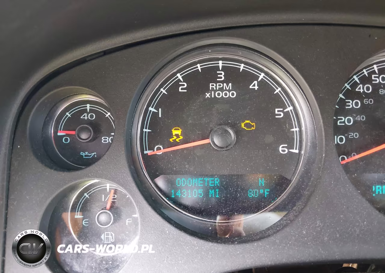 2012 Chevrolet Tahoe Lt VIN:1GNSKBE04CR270170 - 15
