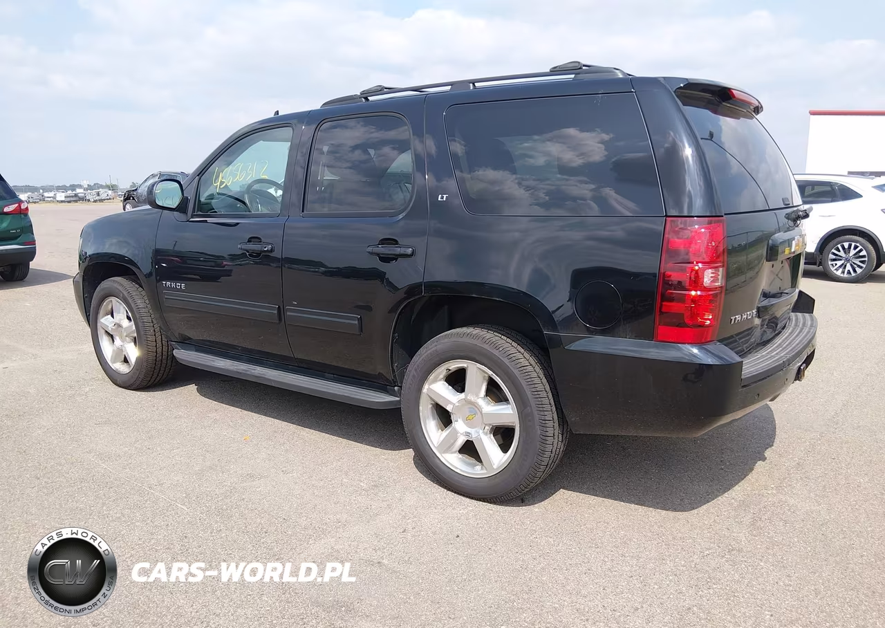 2012 Chevrolet Tahoe Lt VIN:1GNSKBE04CR270170 - 3