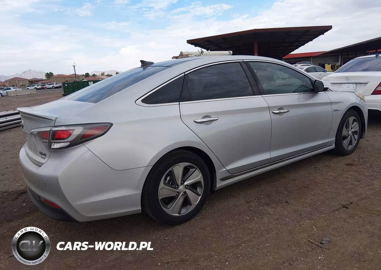 2017 Hyundai Sonata Hybrid Limited VIN:KMHE34L34HA077286 - 4