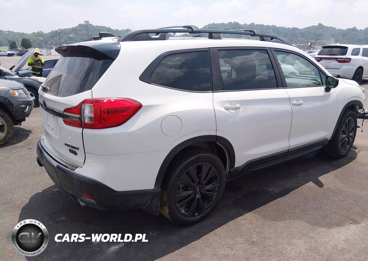 2022 Subaru Ascent Onyx Edition VIN:4S4WMAGD3N3402951 - 4