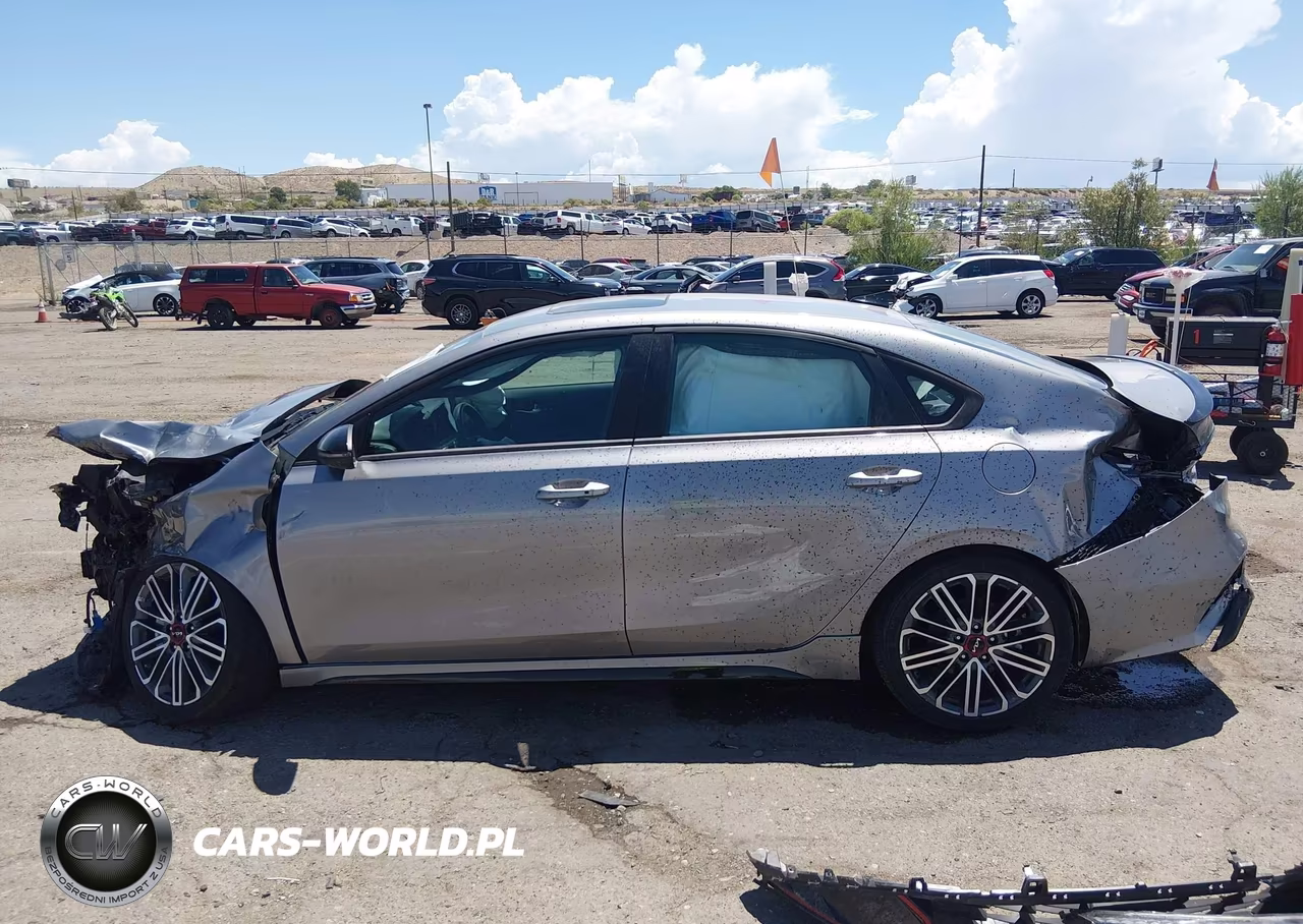 2024 Kia Forte Gt VIN:3KPF44ACXRE837213 - 14