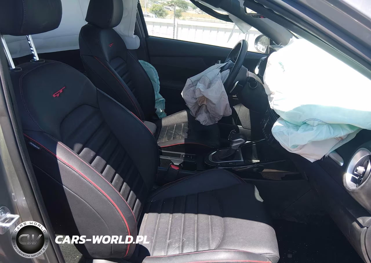 2024 Kia Forte Gt VIN:3KPF44ACXRE837213 - 5
