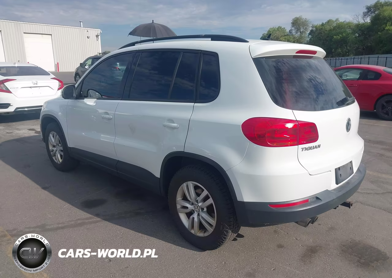 2016 Volkswagen Tiguan S VIN:WVGBV7AX4GW611473 - 3