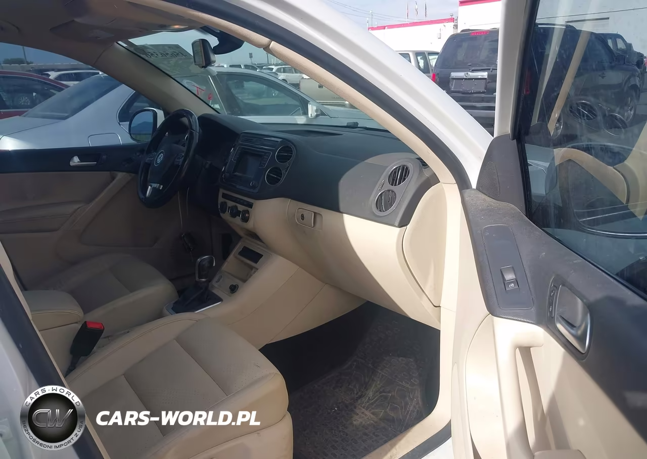 2016 Volkswagen Tiguan S VIN:WVGBV7AX4GW611473 - 5