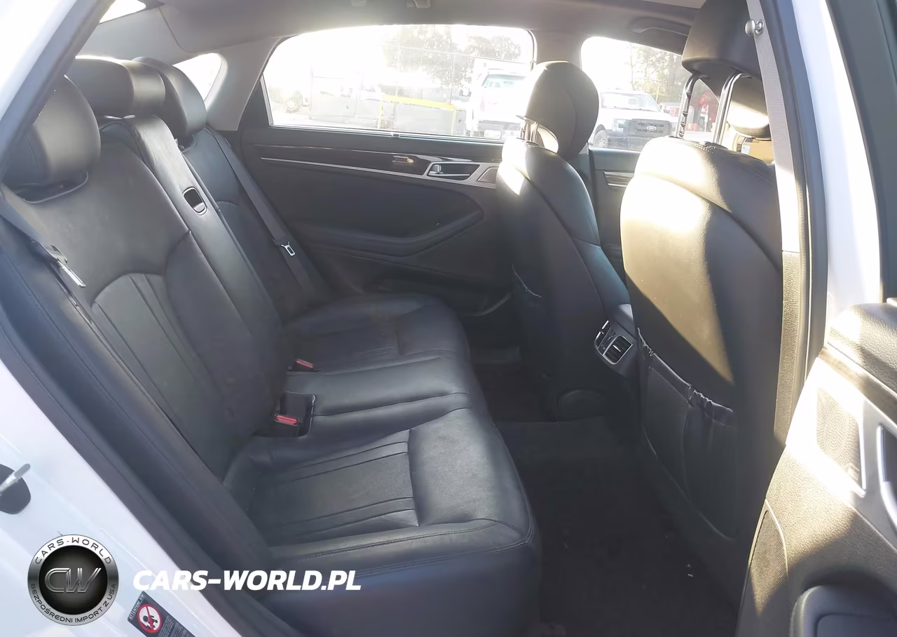 2018 Genesis G80 3.8 VIN:KMHGN4JE5JU239065 - 8