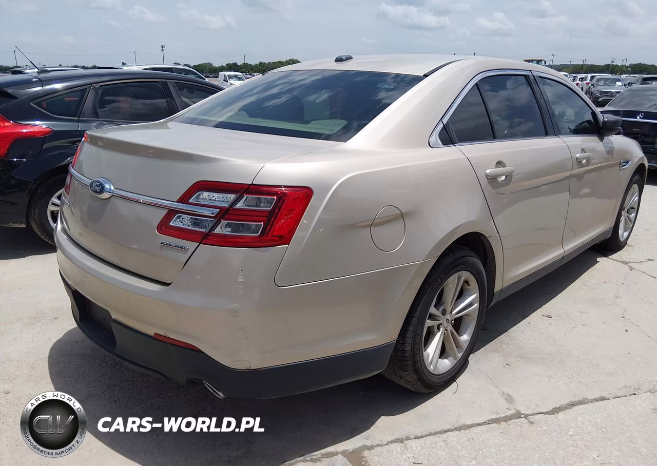 2017 Ford Taurus Se VIN:1FAHP2D85HG137471 - 4
