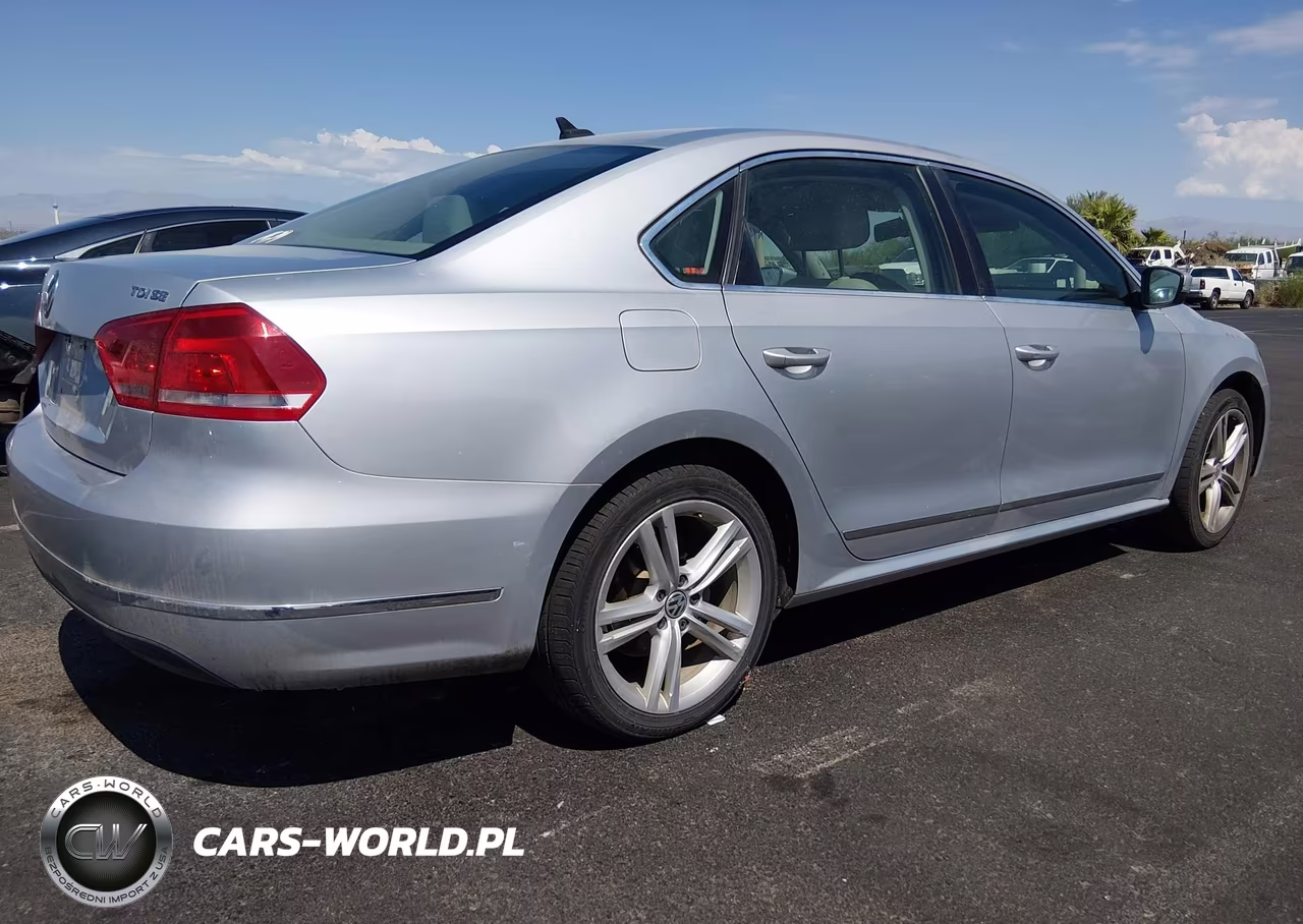 2014 Volkswagen Passat 2.0L Tdi Se VIN:1VWBN7A33EC098360 - 4