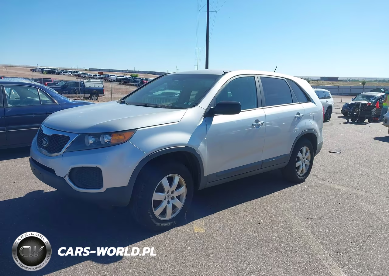 2011 Kia Sorento VIN:5XYKT3A13BG153493 - 2