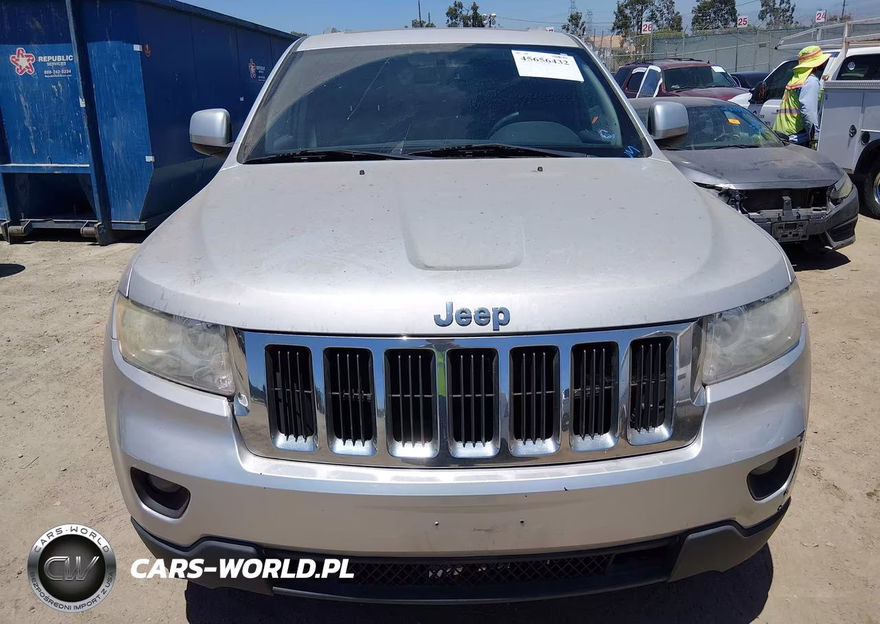 2012 Jeep Grand Cherokee Laredo VIN:1C4RJFAG7CC201240 - 6