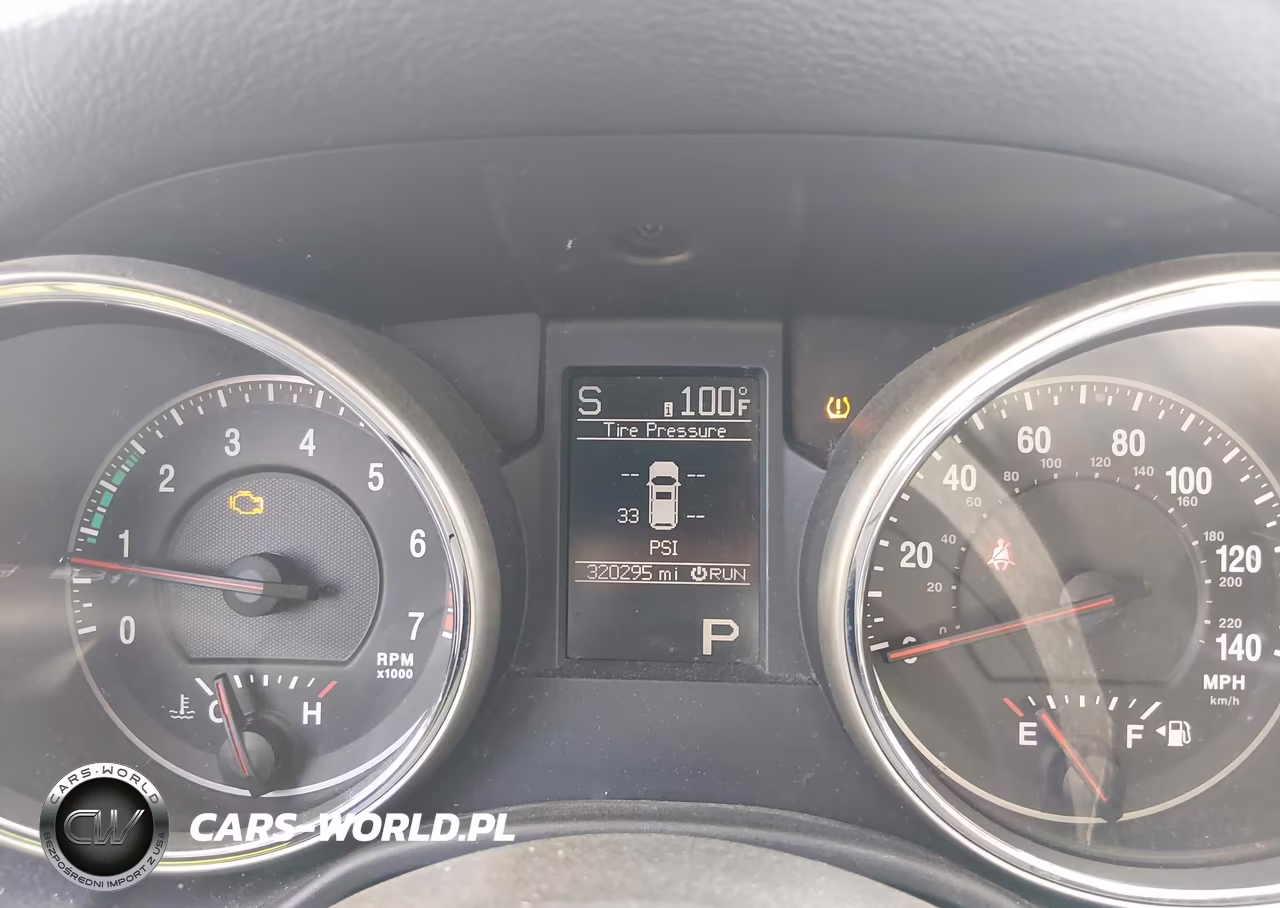 2012 Jeep Grand Cherokee Laredo VIN:1C4RJFAG7CC201240 - 7