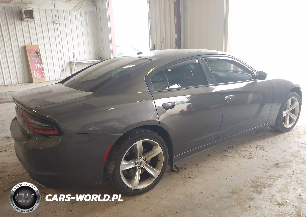 2017 Dodge Charger Sxt VIN:2C3CDXHG2HH589401 - 4