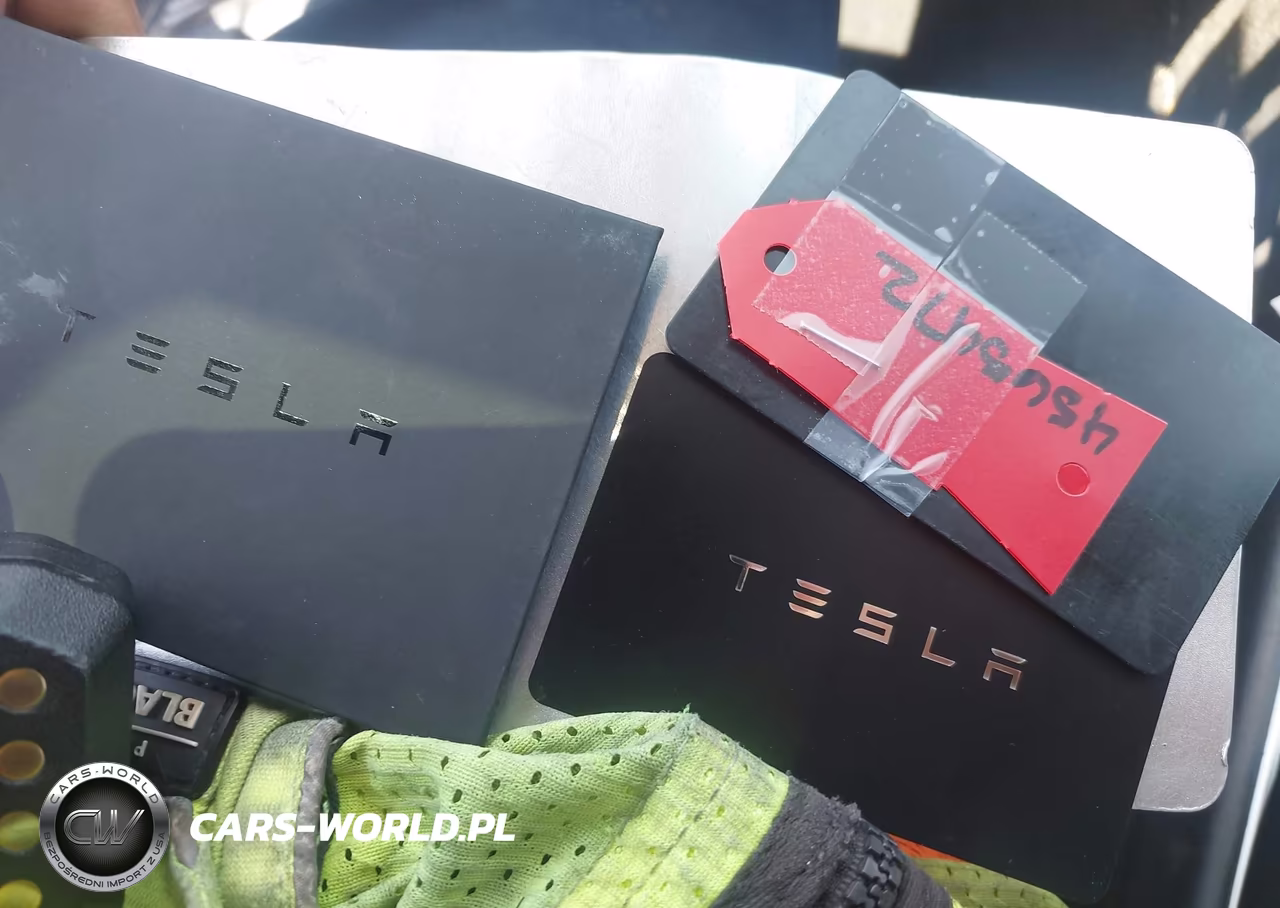 2020 Tesla Model 3 Long Range Dual Motor All-Wheel Drive VIN:5YJ3E1EB7LF710677 - 11