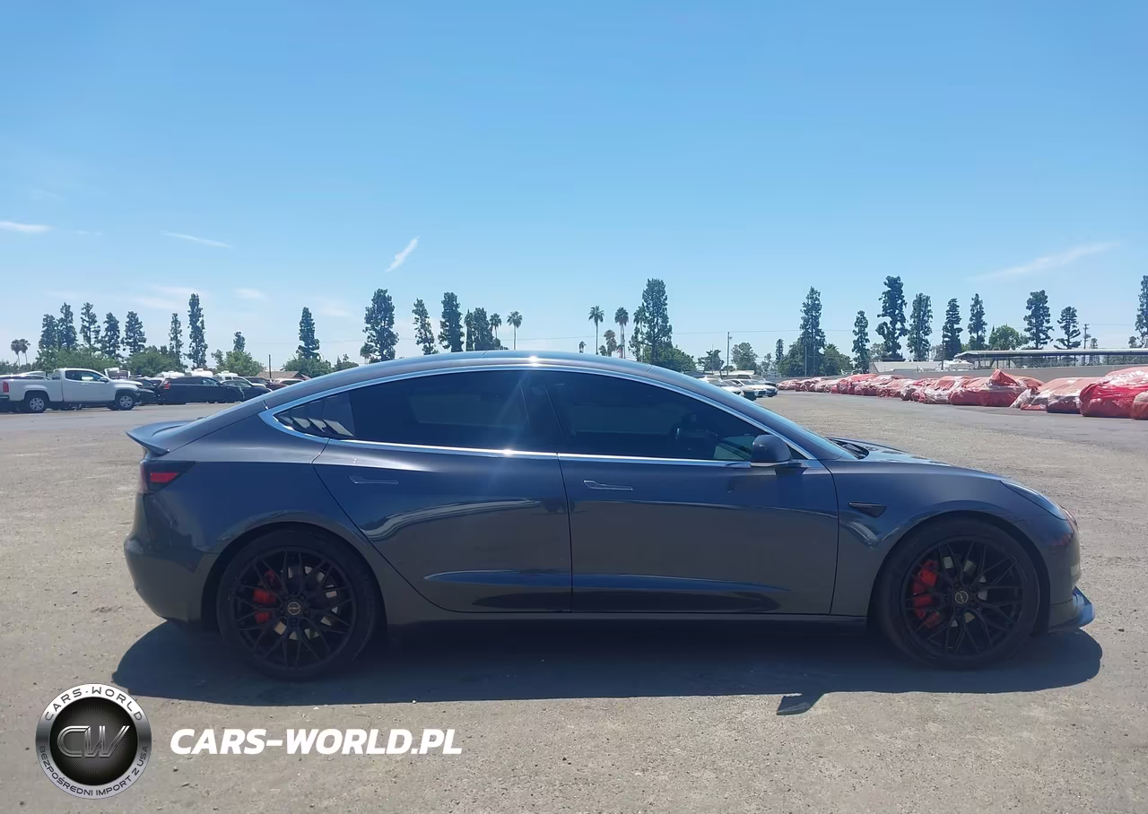 2020 Tesla Model 3 Long Range Dual Motor All-Wheel Drive VIN:5YJ3E1EB7LF710677 - 13