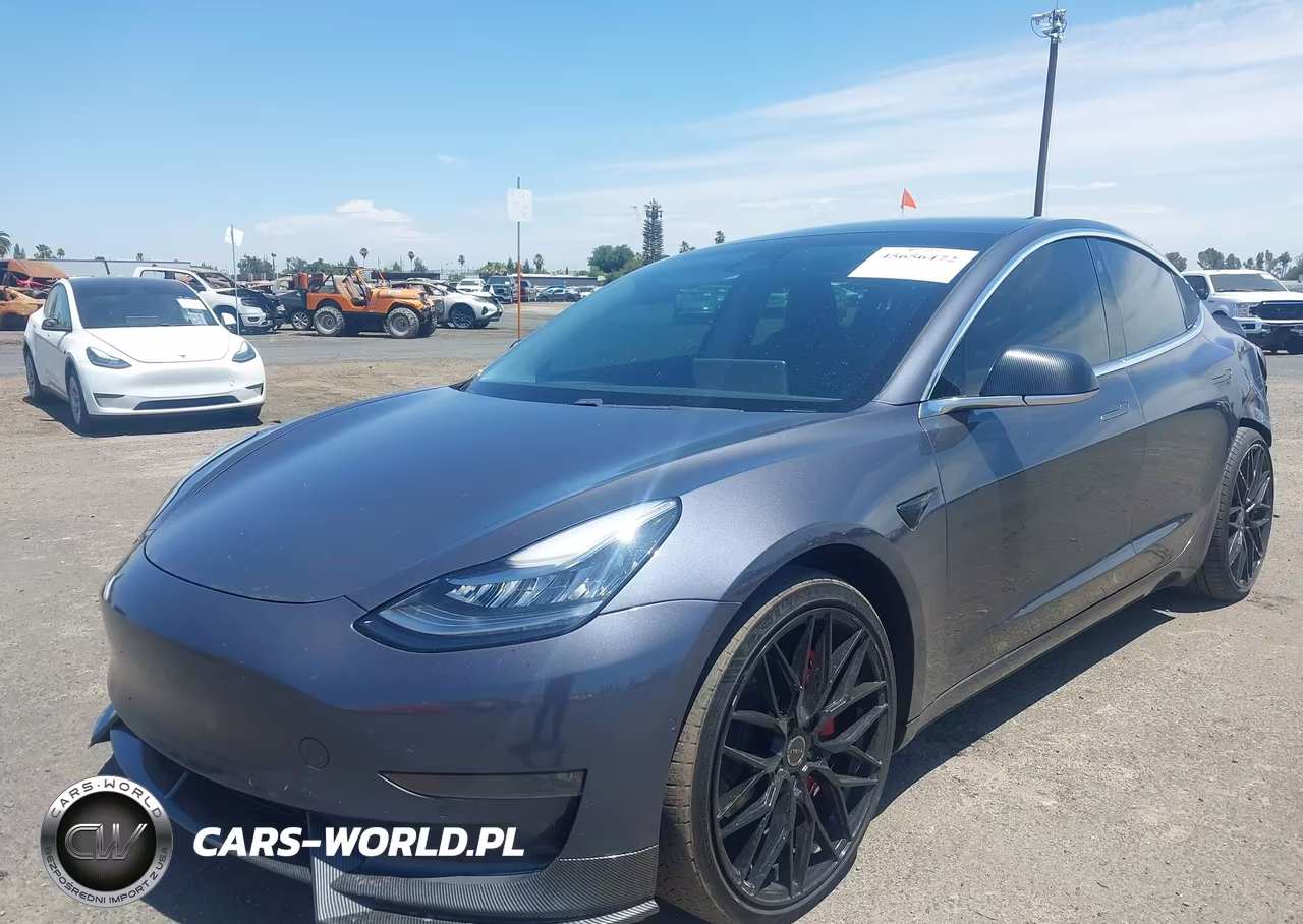 2020 Tesla Model 3 Long Range Dual Motor All-Wheel Drive VIN:5YJ3E1EB7LF710677 - 2