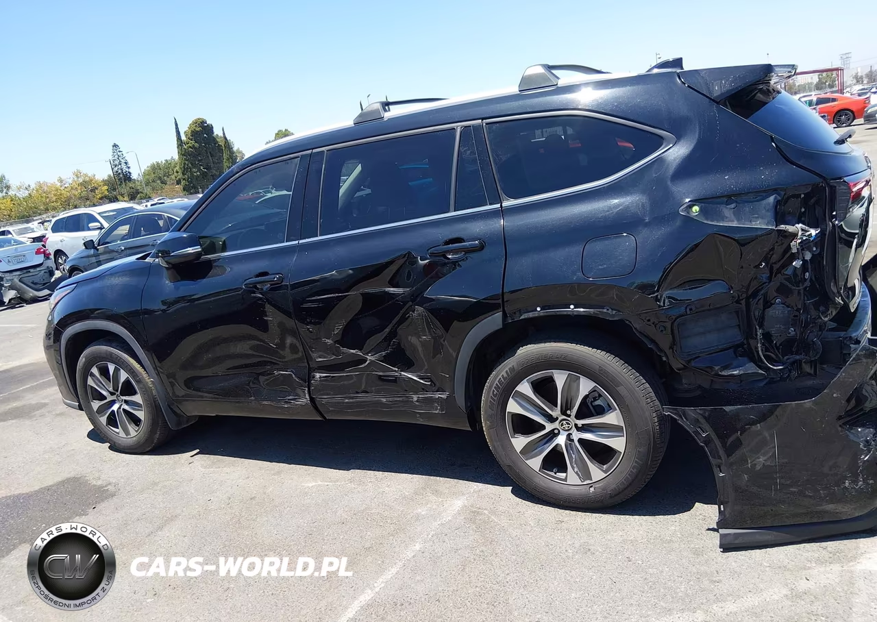 2022 Toyota Highlander Xle VIN:5TDGZRAH5NS123262 - 14