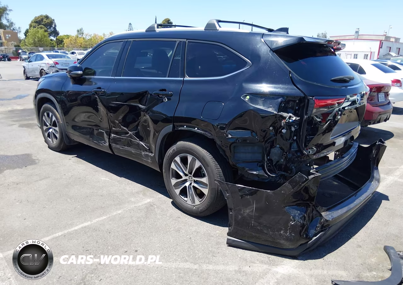 2022 Toyota Highlander Xle VIN:5TDGZRAH5NS123262 - 3