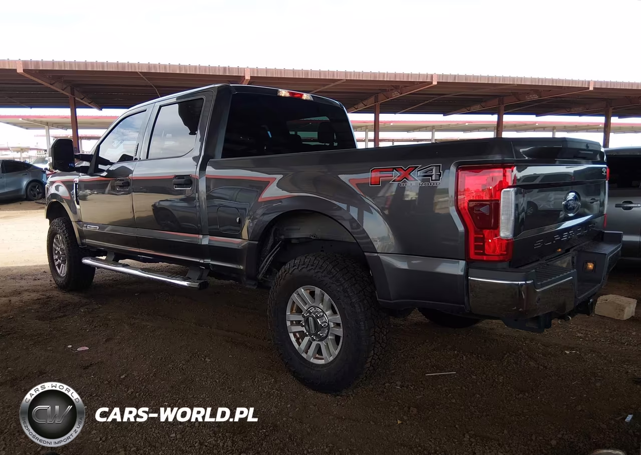 2017 Ford F-250 King Ranch-Lariat-Platinum-Xl-Xlt VIN:1FT7W2BT0HEE19092 - 3