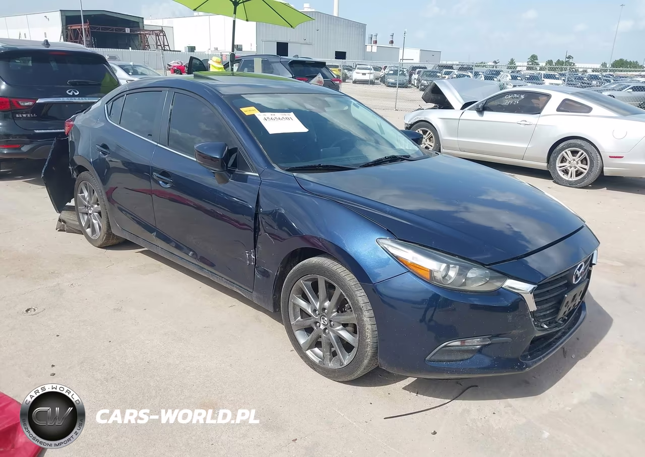 2018 Mazda Mazda3 Touring – zdjęcie 1 z 18