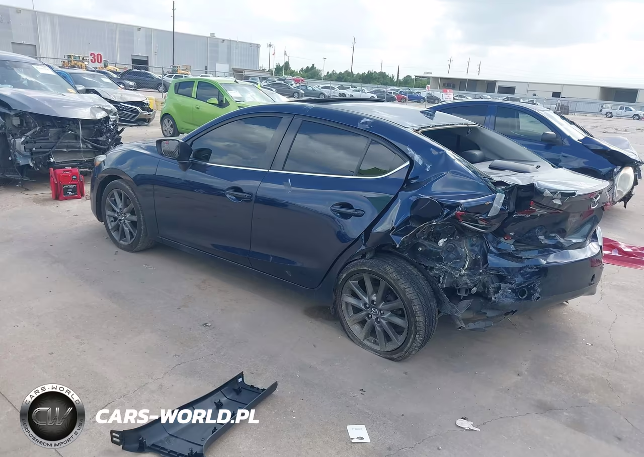 2018 Mazda Mazda3 Touring VIN:3MZBN1V38JM274870 - 3