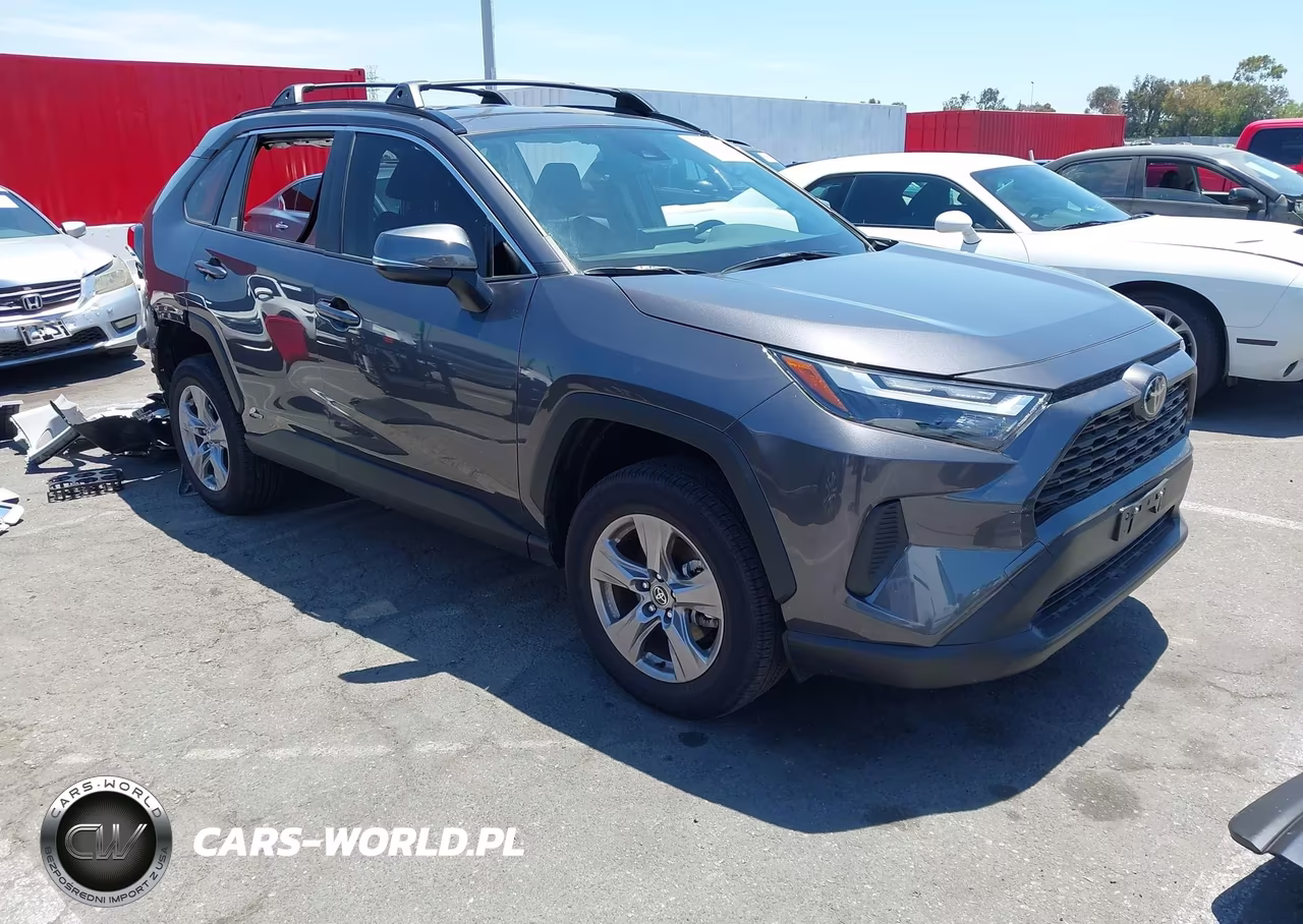 2025 Toyota Rav4 Hybrid Xle – zdjęcie 1 z 18