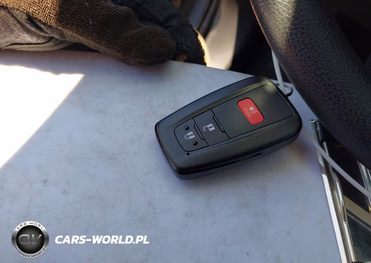 2025 Toyota Rav4 Hybrid Xle VIN:JTMRWRFV7SJ088314 - 11