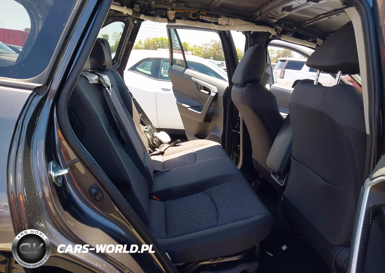 2025 Toyota Rav4 Hybrid Xle VIN:JTMRWRFV7SJ088314 - 8