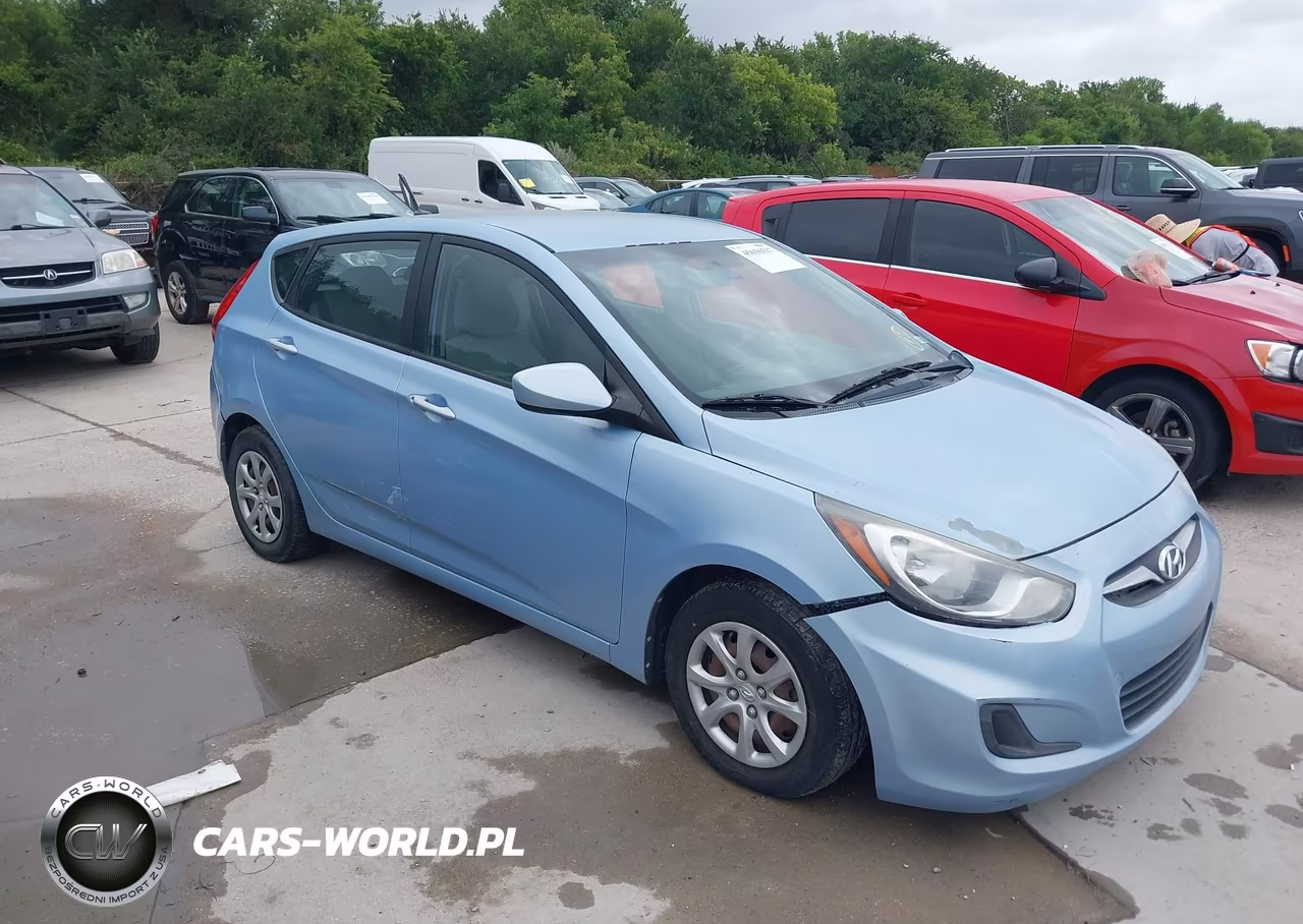 2014 Hyundai Accent Gs