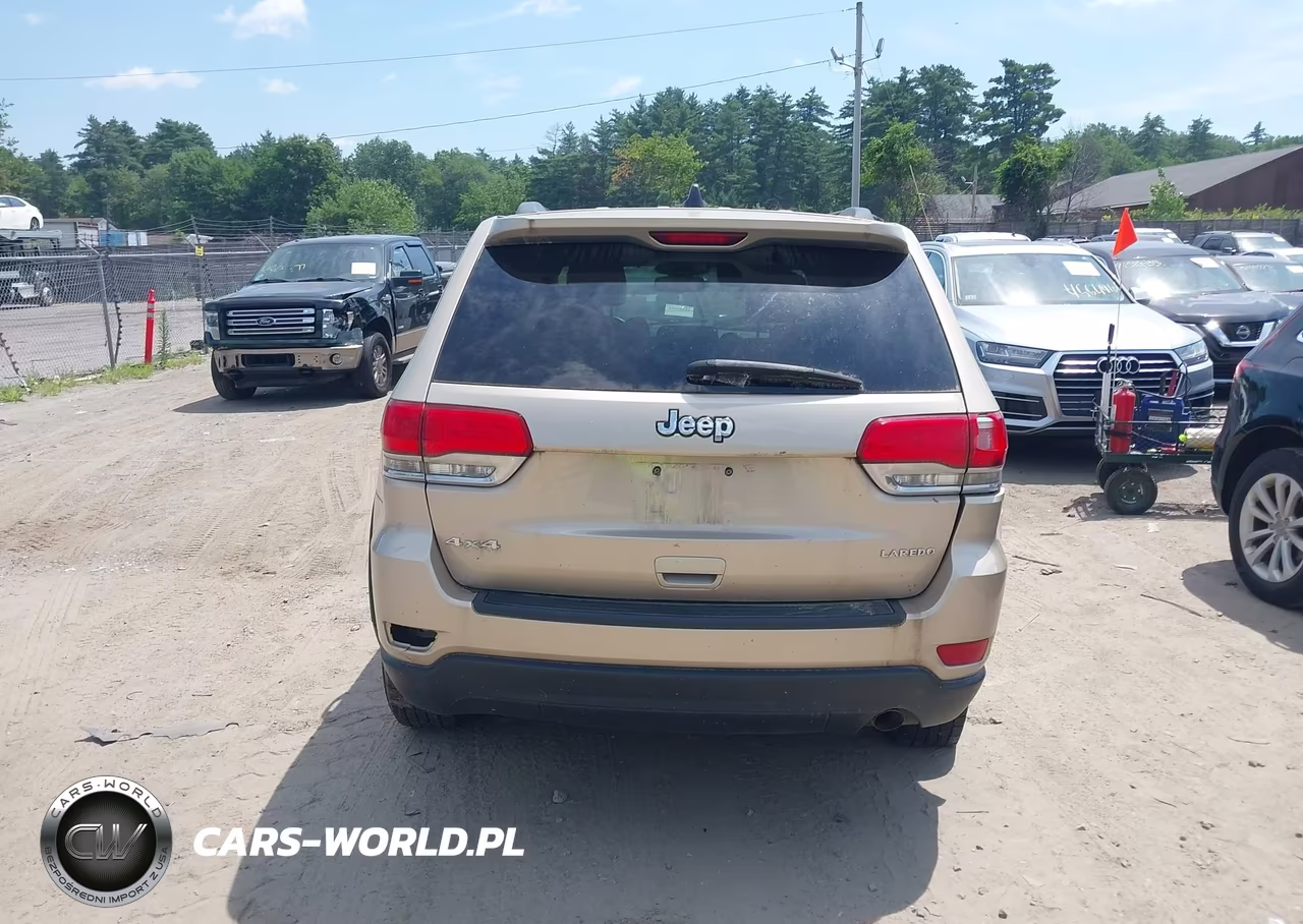 2014 Jeep Grand Cherokee Laredo VIN:1C4RJFAG8EC119777 - 15