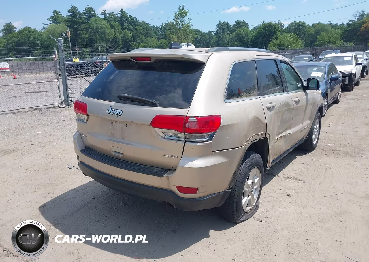 2014 Jeep Grand Cherokee Laredo VIN:1C4RJFAG8EC119777 - 4