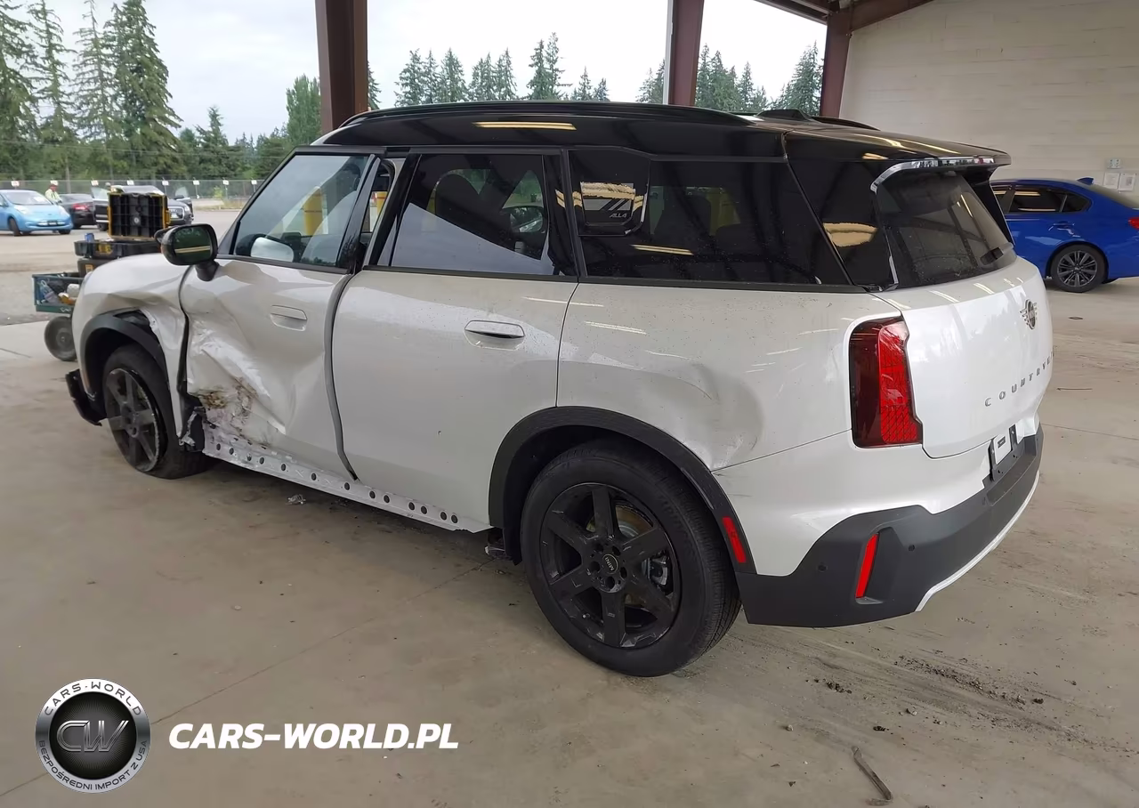 2026 Mini Countryman S Oxford Edition VIN:WMZ23GA00T7V31038 - 3