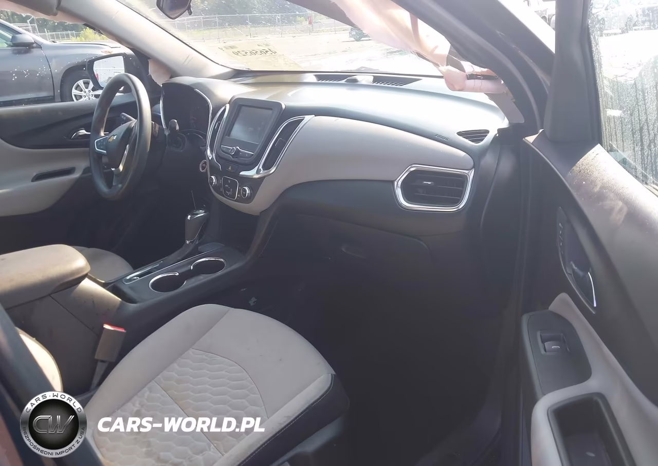 2018 Chevrolet Equinox Ls VIN:3GNAXHEV7JS531572 - 5